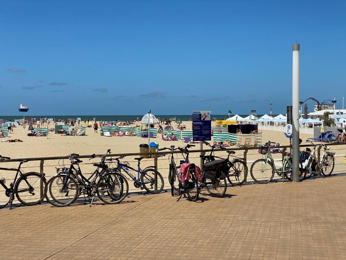 Panoramic View On Beach, Ships, Sea - Place To Be Oostende Ngoại thất bức ảnh